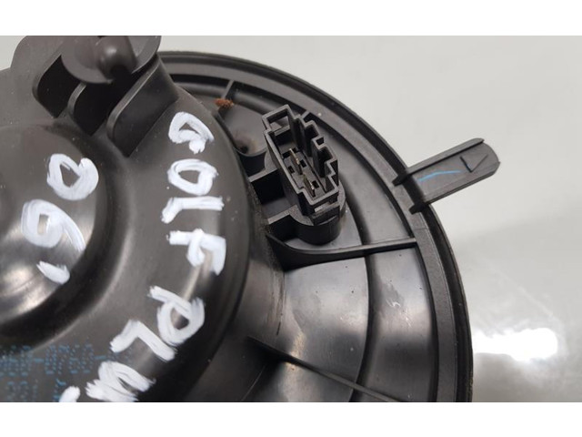 Вентилятор печки       Volkswagen Golf Plus