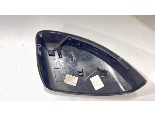 Пластиковая отделка зеркала