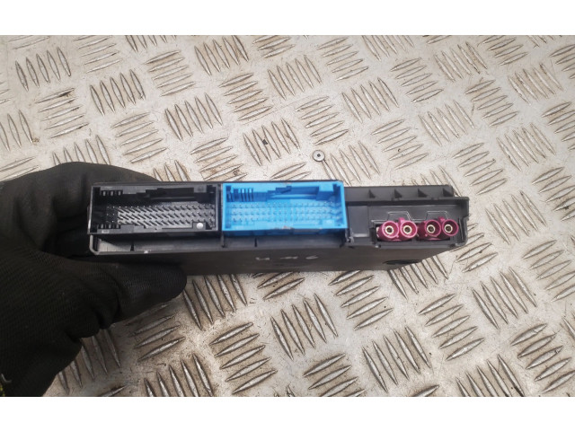 Блок управления 8W8907468F Audi Q7 4M