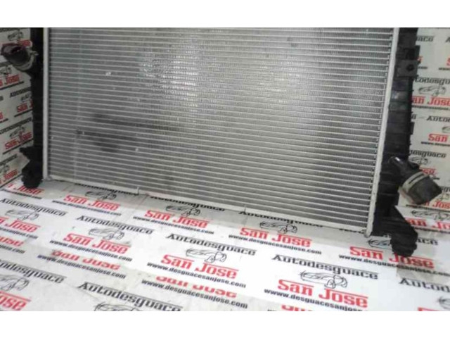 Радиатор охлаждающей жидкости Volvo C30