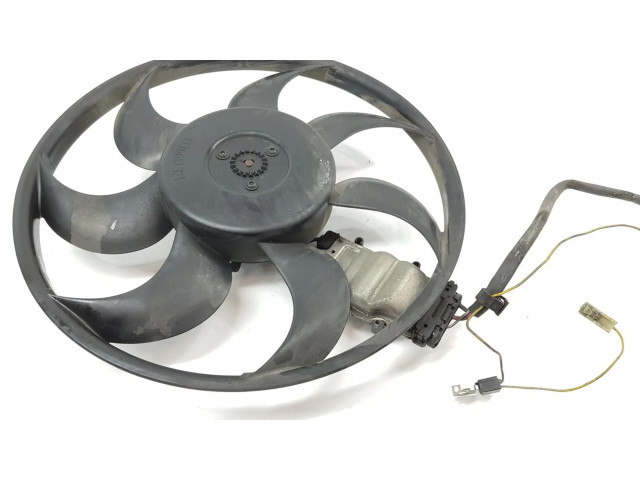 Вентилятор радиатора 1137328366, Z60115025G Mazda 3 1.6