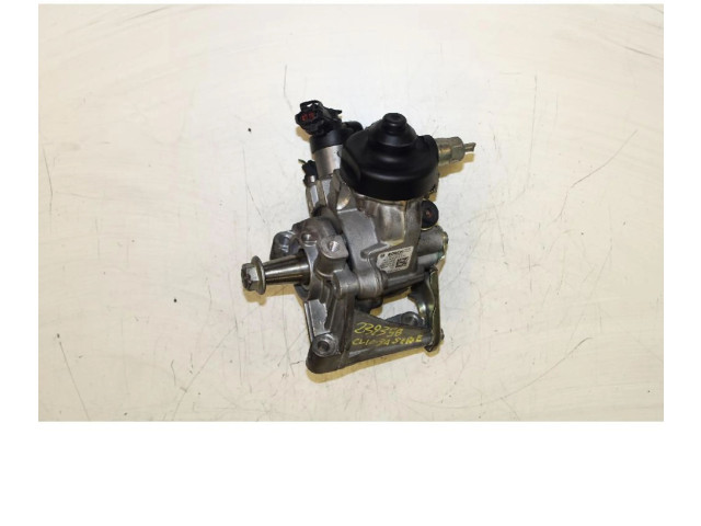 Топливный насос 167001056R    Renault Clio IV  K9K C6 