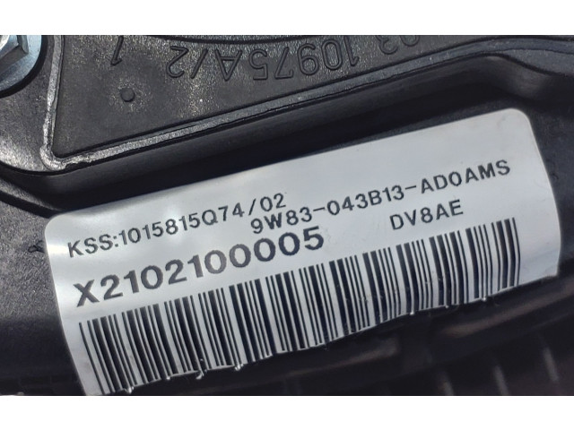 Подушка безопасности водителя 9W83043B13   Jaguar XF