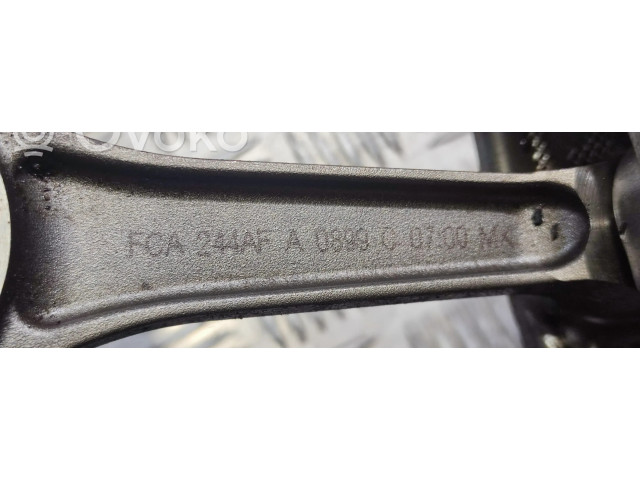 Поршень 244AF Dodge Challenger для бензинового двигателя 5.7