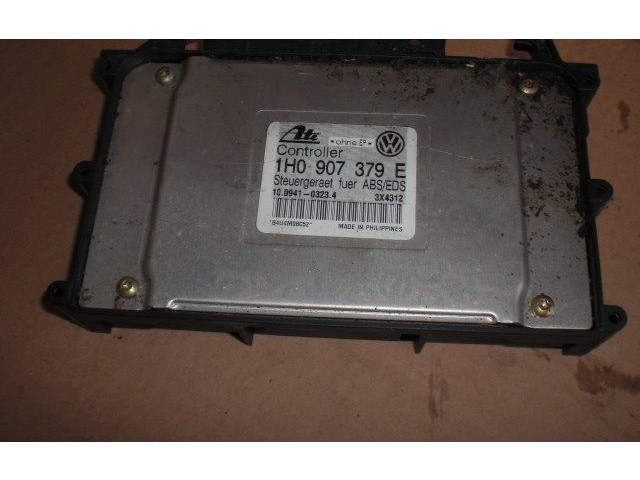 Блок управления АБС 1H0907379E   Volkswagen Golf III