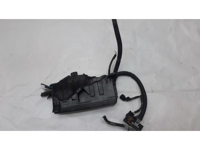 Блок предохранителей 8266253090, 82662-53090 Lexus IS 220D-250-350