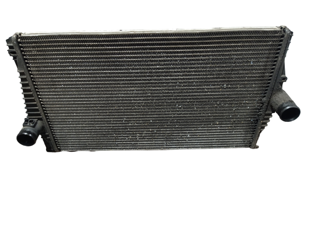 Интеркулер  31274553   Volvo XC90 