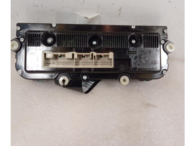 Блок управления климат-контролем    Volkswagen PASSAT