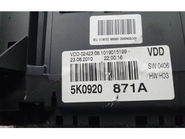 Панель приборов 5K0920871A Volkswagen Golf VI
