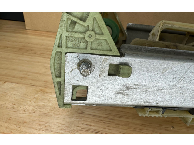 Форсунка 8R0837461B    Audi Q5 SQ5  CGLC 