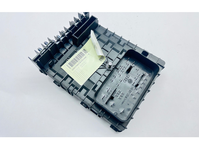   Pojistková skříňka 1K0937125A, 017183071   Volkswagen Tiguan 2008