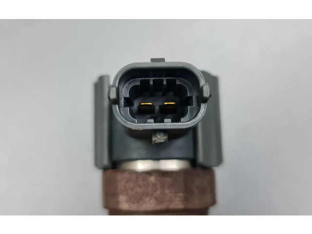 Vstřikovač 0445110320, 338002A900 KIA Venga