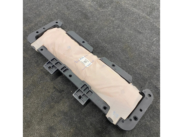 Подушка безопасности для колен A16686001023   Mercedes-Benz GLE (W166 - C292)