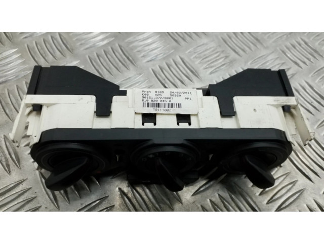 Блок управления климат-контролем 6J0820045A   Skoda Fabia Mk2 (5J)