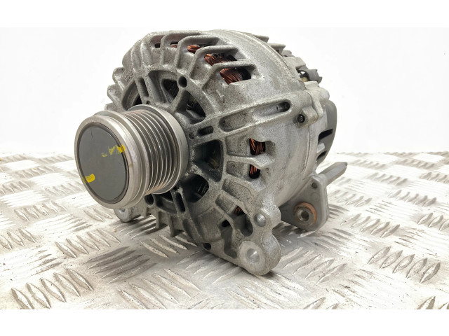 Генератор 04L903021D Audi Q3 F3