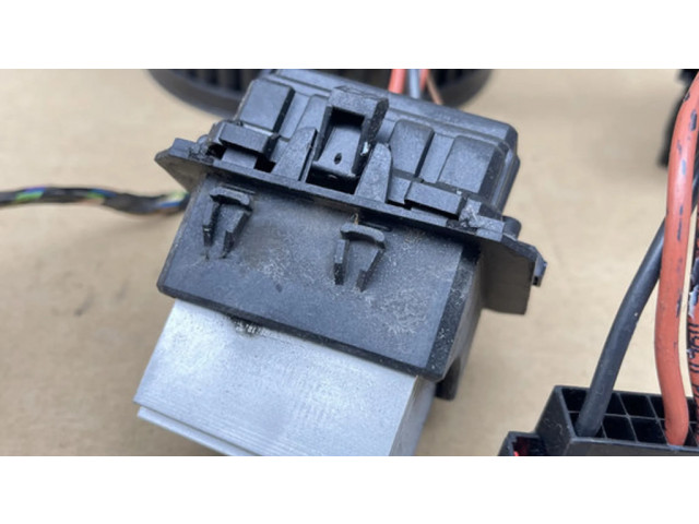 Вентилятор печки    0100968G, N104722T   Renault Twingo II