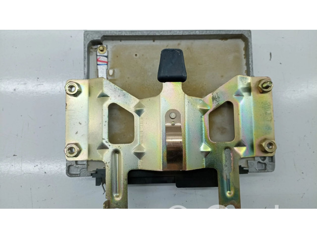 Блок управления двигателя 39140-23745   Hyundai Coupe