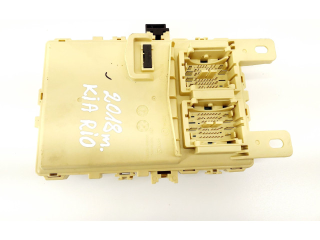 Блок предохранителей 91950H8570 KIA Rio