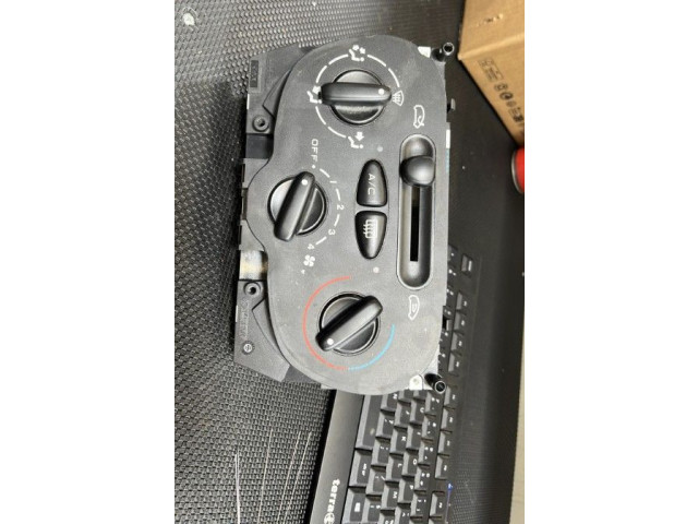 Блок управления климат-контролем 00006451FH Citroen Xsara Picasso