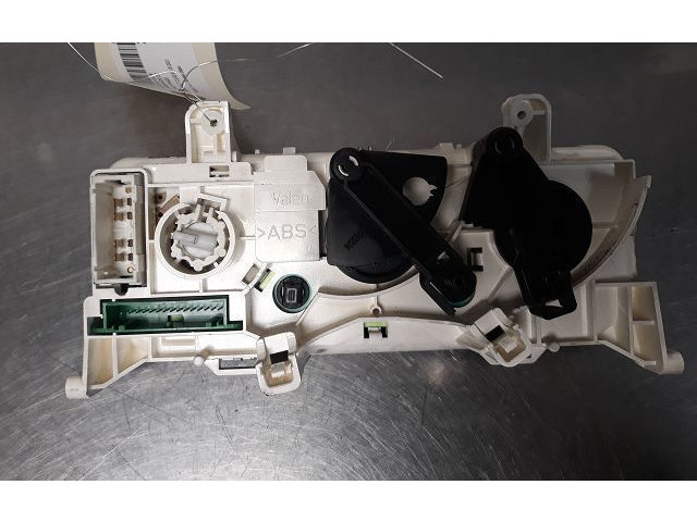 Блок управления климат-контролем 7701051263 Renault Clio II