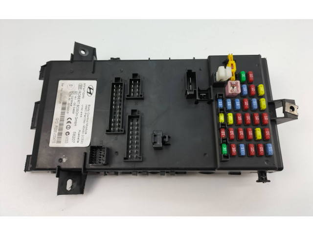 Блок предохранителей 954102CXXX   Hyundai Coupe    