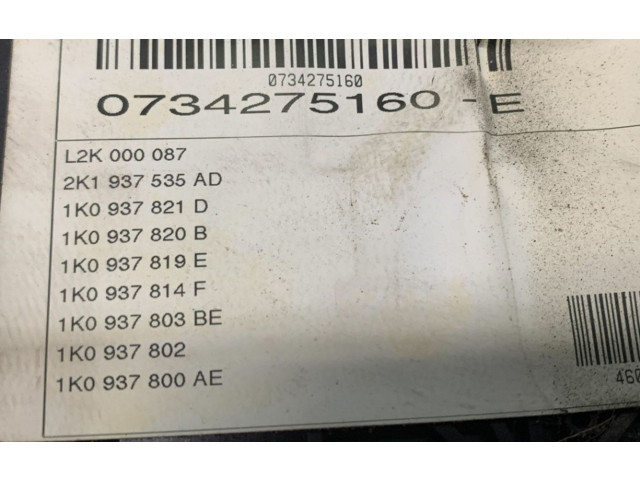 Pojistková skříňka Volkswagen Caddy 2007