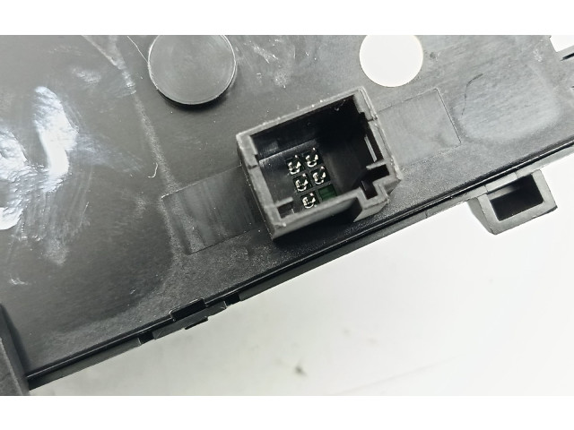 Блок управления климат-контролем 98340416ZD   Peugeot Partner III