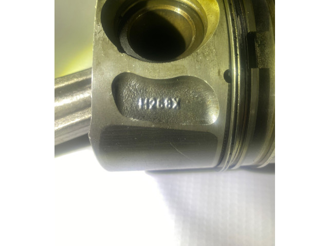 Поршень с шатуном H268X Land Rover Range Rover Sport L494