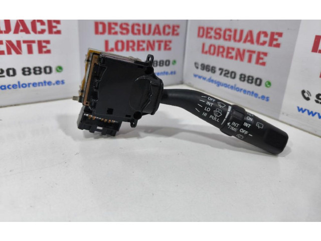 Ручка стеклоочистителей 17A164    Suzuki Liana   