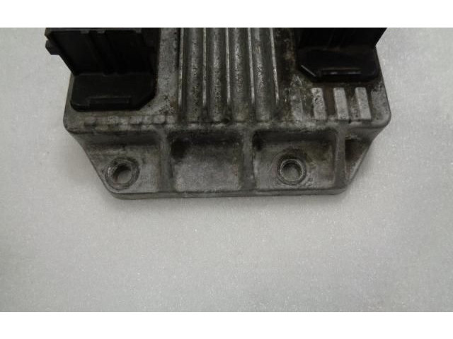 Блок управления двигателем Блок управления 8980003220 Opel Meriva A