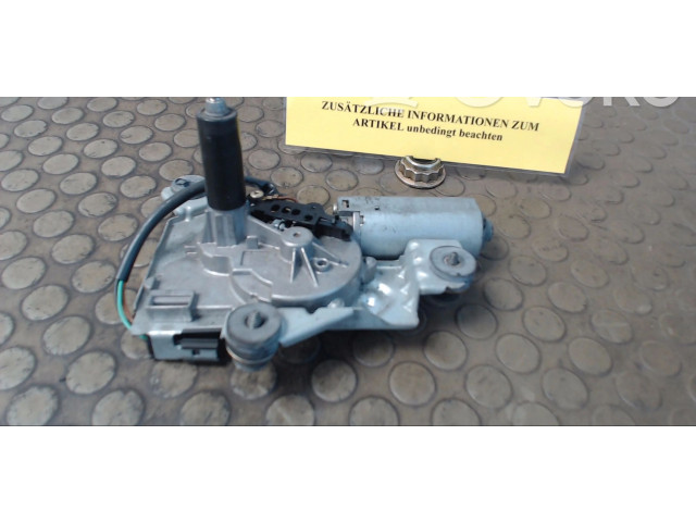 Моторчик заднего дворника 0390206517 Mitsubishi Carisma