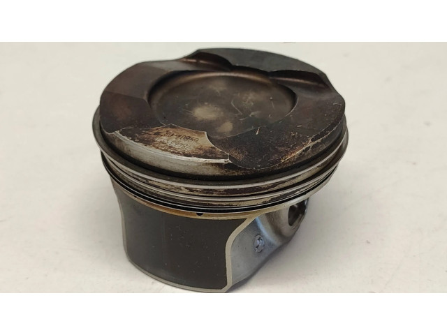 Píst 7846333, 6980708 BMW M3 F80