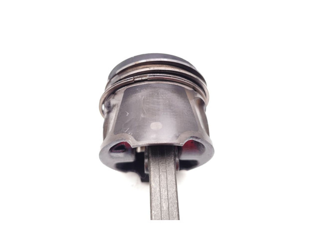 Píst K9K636 Nissan Juke I F15 K9K636