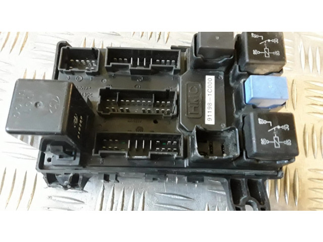 Блок комфорта 911981C000 Hyundai Getz