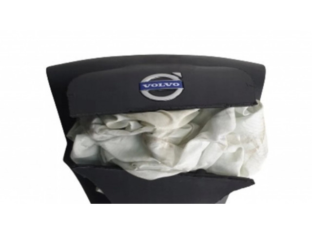 Подушка безопасности водителя 31332807   Volvo C30