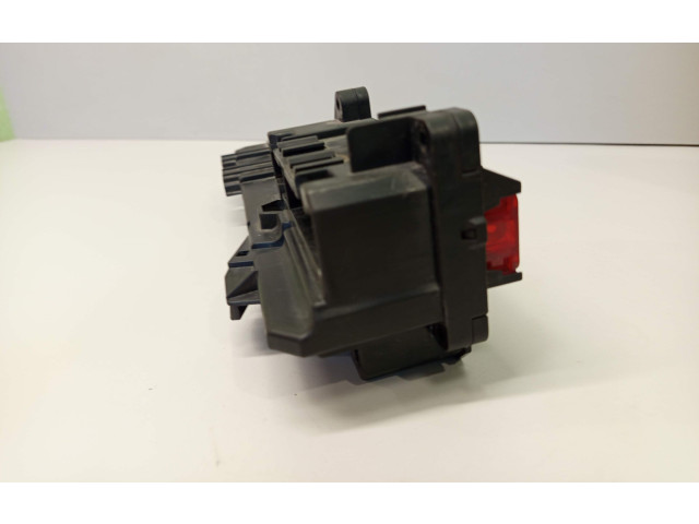 Блок предохранителей 6957330, 18917 BMW 5 E60 E61