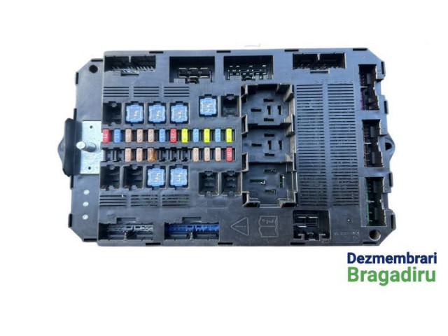 Блок предохранителей Jaguar XF X250