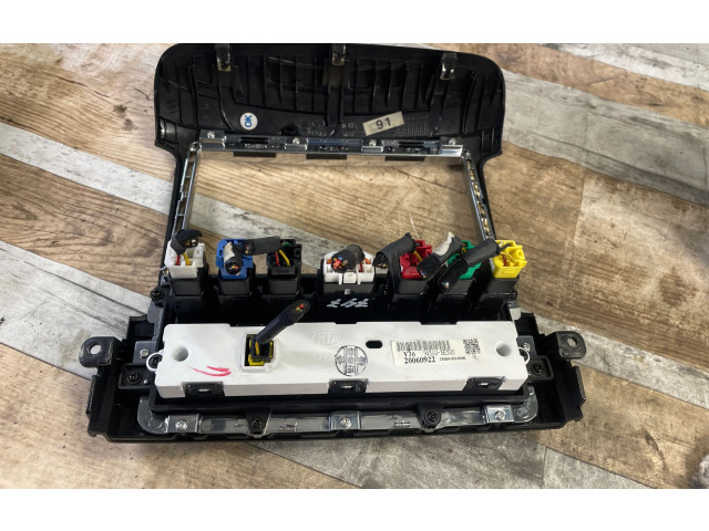 Дисплей 945003E500 KIA Sorento