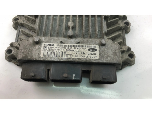 Řídící jednotka 7S6112A650EA Ford Fiesta 2001