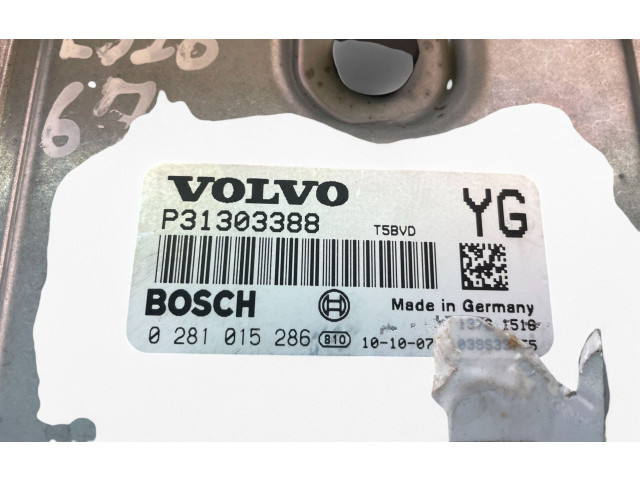 Блок управления двигателем Блок управления P31303388, 0281015286   Volvo S60