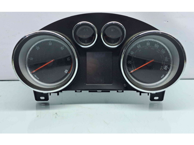 Přístrojová deska Opel Zafira C 2013 13433781