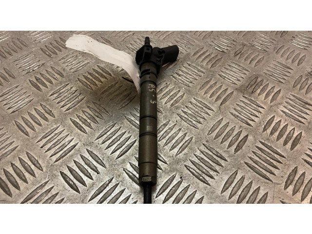 Vstřikovač 057130277AG Audi A5 8T 8F pro naftový motor 3.0