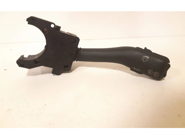 Ручка стеклоочистителей    Volkswagen PASSAT B5