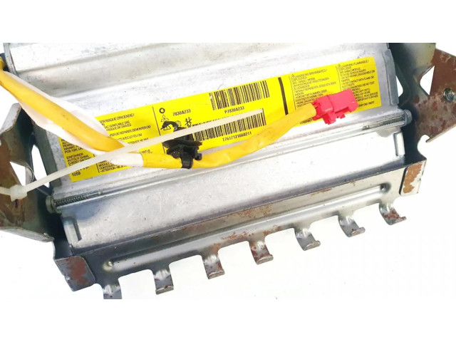 Подушка безопасности пассажира p7030a233, 7030a233 Mitsubishi Colt