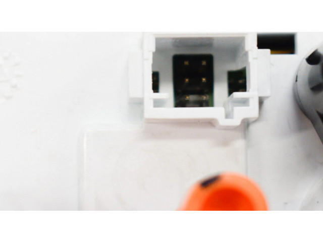 Включатель регулировки салона