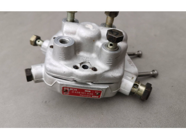 Vstřikovací lišta 0438101035   Audi 100 200 5000 C3     