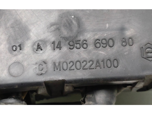 Блок предохранителей  1495669080, M02022a100   Peugeot Expert    