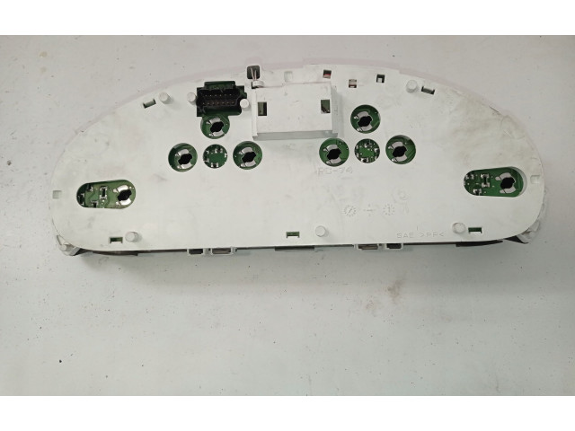 Přístrojová deska Chrysler Voyager 2003 R528AD