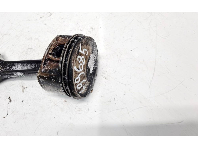  Поршень с шатуном    Audi A6 S6 C5 4B  