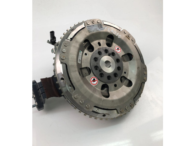 Генератор 31491811   Volvo XC90      